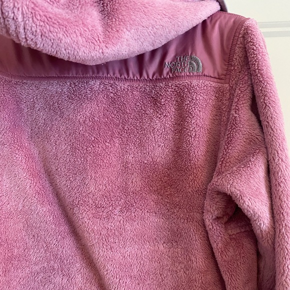 The North Face Fuzzy jacket - Picture 5 of 5